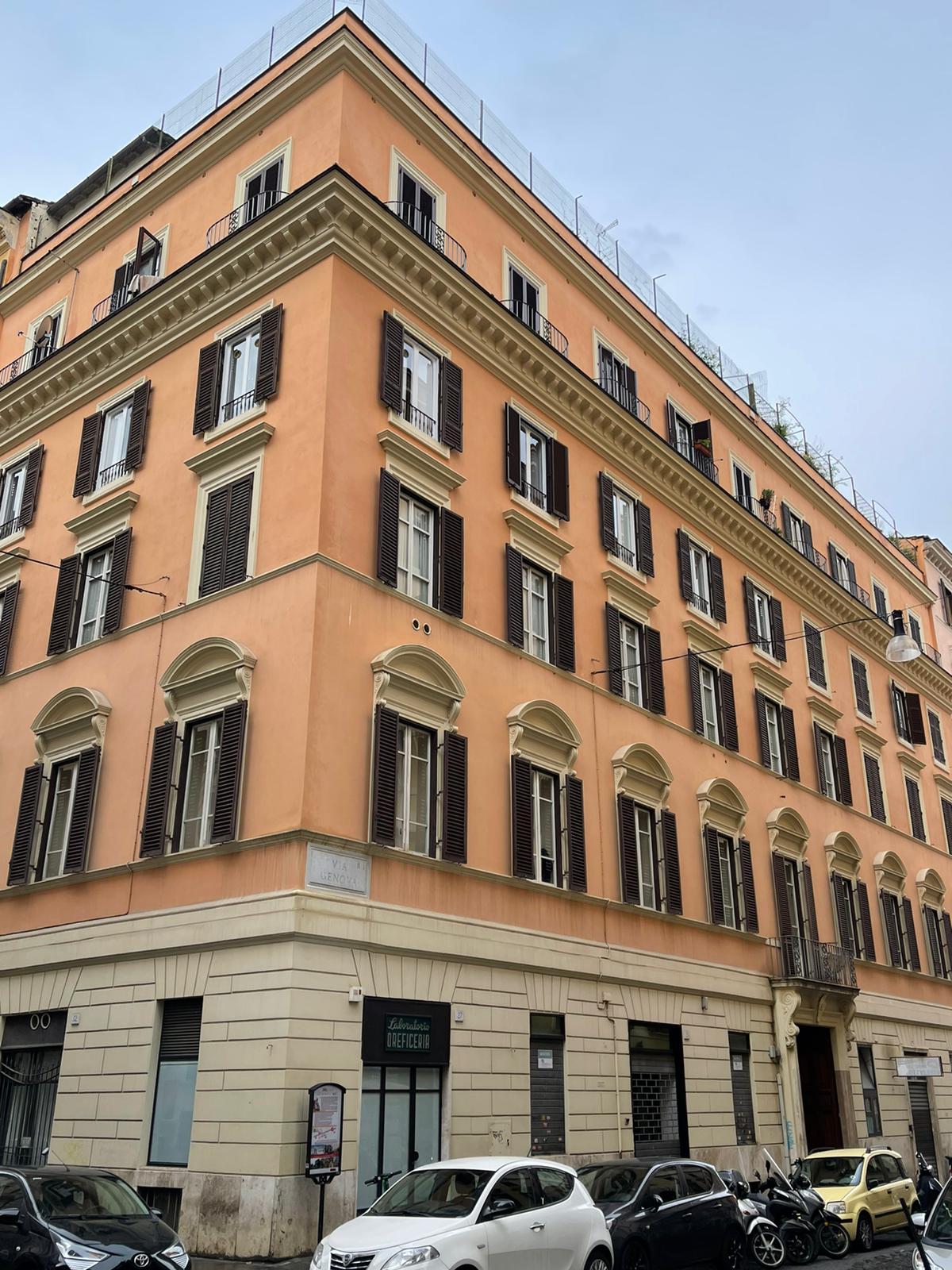 Via Genova